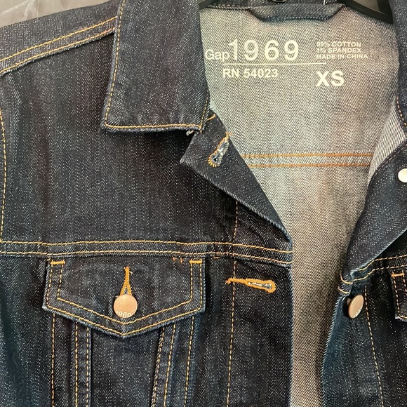 Gap 1969 women’s denim jacket - Picture 2 of 7